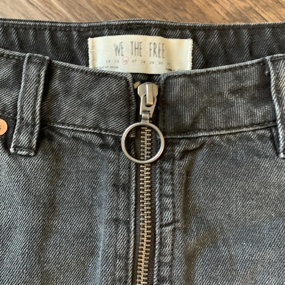 New with tags We The Free Free People black denim zip up edgy mini skirt size 26 - Picture 3 of 4